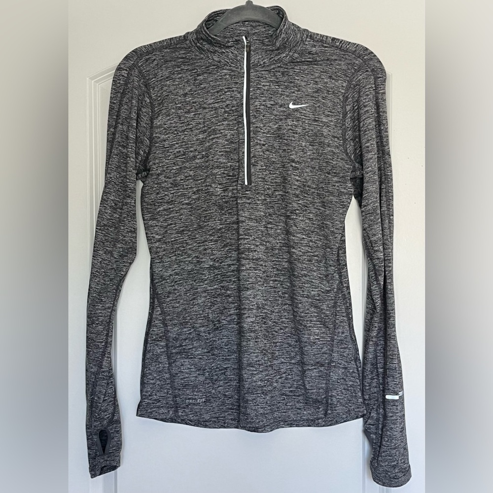 Nike Women’s Half Zip Running Shirt Pullover Gray Reflective Thumbholes Small - Picture 1 of 7